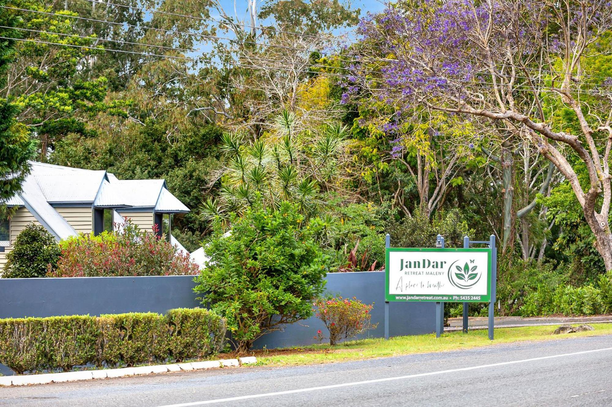 Jandar Retreat Maleny Pensionat Eksteriør billede