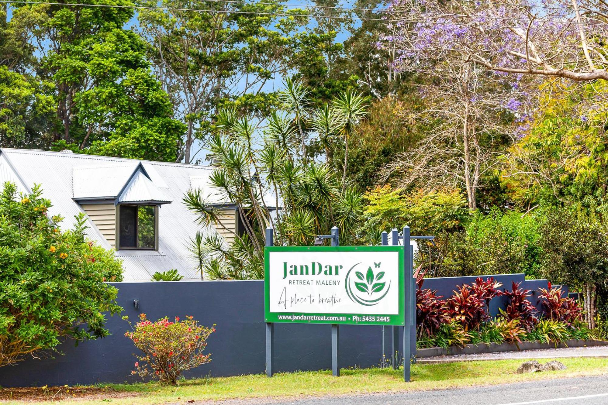 Jandar Retreat Maleny Pensionat Eksteriør billede